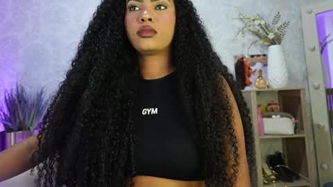Naomi     online show from 04-30-26, 04:30