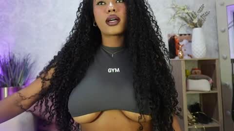 Naomi     online show from 05-03-26, 06:19