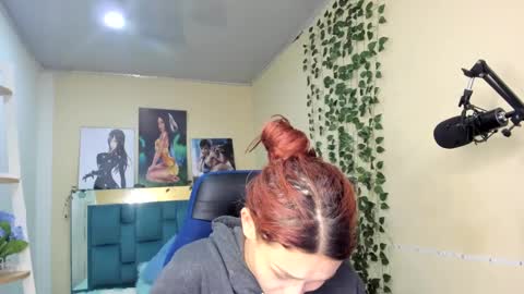 naomy online show from 01-02-25, 07:18