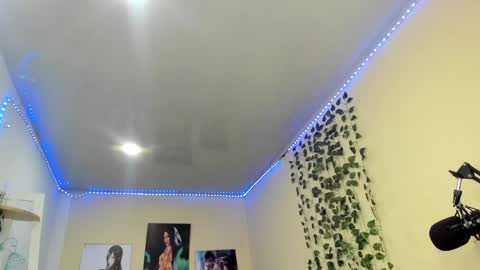 naomy online show from 12-09-24, 10:41