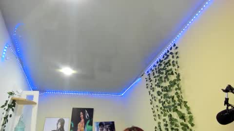 naomy online show from 12-23-24, 11:06