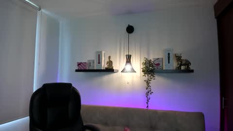 Naomy Stanley online show from 03-17-26, 07:50