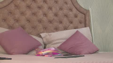 Naomi Brand online show from 11-02-25, 04:31