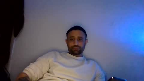 Snapshot of narcomarco14 chatting on 11-14-25, 01:15 NarcoMarco online show from 11-14-25, 01:15