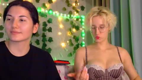 Sleepinthegardn online show from 09-20-25, 09:49