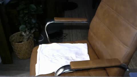 Snapshot of nareth338 chatting on 10-01-25, 03:34 nareth338 online show from 10-01-25, 03:34