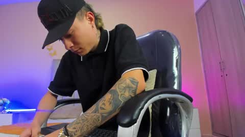 Nascary Fox online show from 04-29-26, 05:30