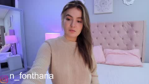 Snapshot of nashlyfontanna chatting on 02-05-25, 02:05 Nashly Fontana online show from 02-05-25, 02:05