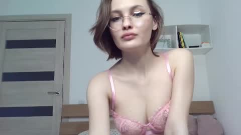 Tina online show from 02-05-25, 10:41