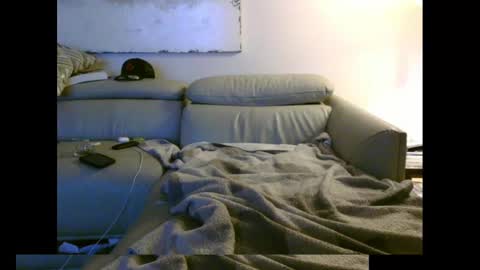 Snapshot of nassobout chatting on 09-25-25, 10:46 nassobout online show from 09-25-25, 10:46