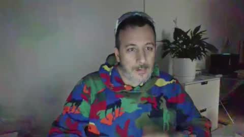 Snapshot of nassobout chatting on 10-25-25, 10:26 nassobout online show from 10-25-25, 10:26