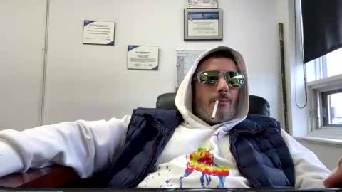 Snapshot of nassobout chatting on 04-04-26, 01:08 nassobout online show from 04-04-26, 01:08