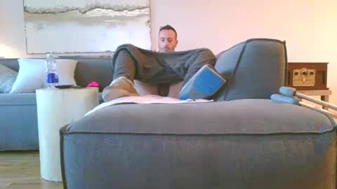 Snapshot of nassobout chatting on 04-11-26, 11:09 nassobout online show from 04-11-26, 11:09