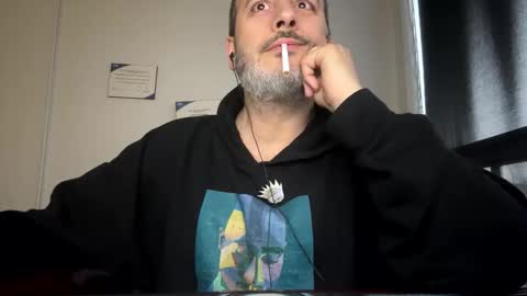 Snapshot of nassobout chatting on 05-02-26, 10:31 nassobout online show from 05-02-26, 10:31