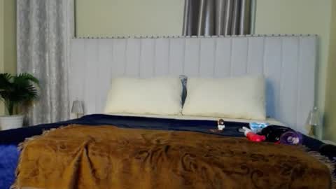 Snapshot of nassythebody chatting on 11-14-25, 04:17 NASSY online show from 11-14-25, 04:17