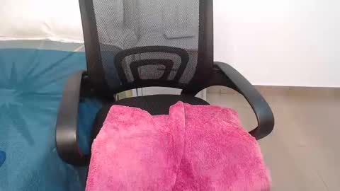 Snapshot of nasti_queen chatting on 03-05-25, 04:34 Mona online show from 03-05-25, 04:34