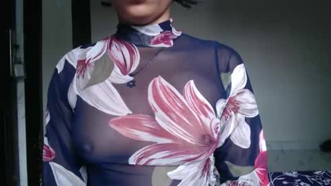 bella online show from 12-14-25, 09:03