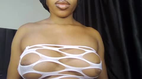 Snapshot of nastie_daddygirl chatting on 06-28-26, 10:05 Mirabel online show from 06-28-26, 10:05