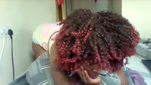Snapshot of nasty_linah chatting on 09-19-25, 12:45 Linah online show from 09-19-25, 12:45