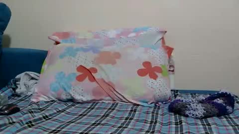 Bella online show from 11-22-25, 10:25