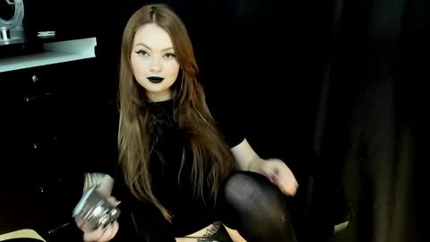 nastykatty_ online show from 12-24-24, 09:11