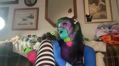     online show from 09-25-25, 03:21