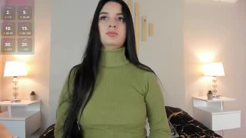 Natacha Diaz online show from 10-21-25, 11:22