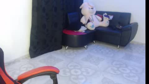 Nata Ramirez online show from 02-01-25, 03:41