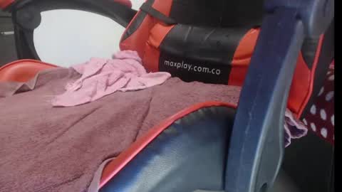 Nata Ramirez online show from 04-30-26, 03:02