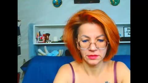 Snapshot of natali3855 chatting on 02-08-25, 12:17 Natali online show from 02-08-25, 12:17