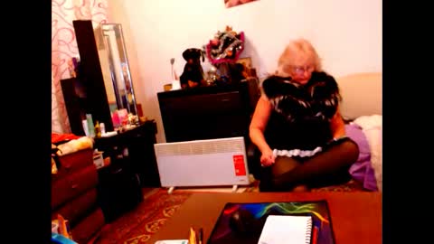 natali online show from 12-29-24, 05:22