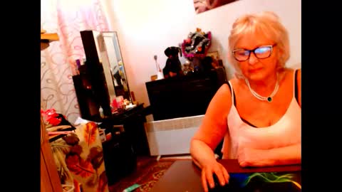 natali online show from 01-01-25, 11:05