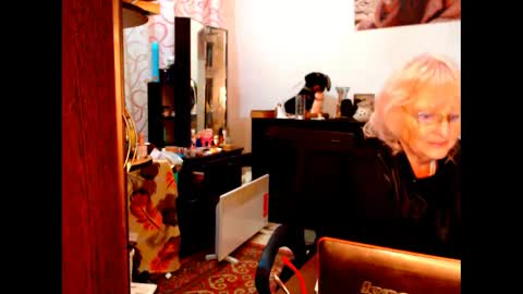 natali online show from 02-28-25, 03:37