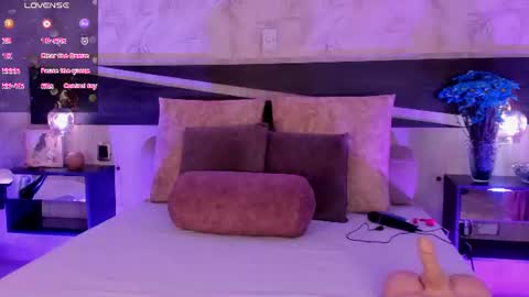 Snapshot of natalia_cruzz chatting on 07-18-26, 12:53 Nata online show from 07-18-26, 12:53