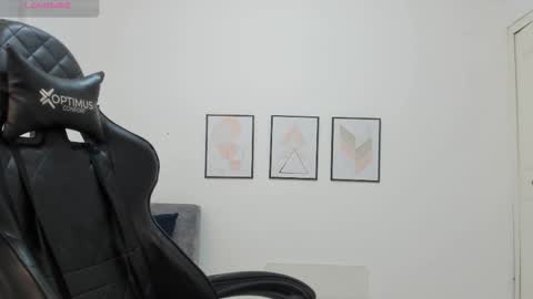 Snapshot of natalia_curvy1 chatting on 03-05-26, 05:42 Nathalia online show from 03-05-26, 05:42