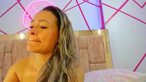 natalia_lopezz online show from 03-12-25, 07:38