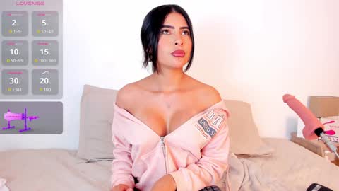 Snapshot of nataliaa___ chatting on 01-26-25, 03:38 nataliaa___ online show from 01-26-25, 03:38