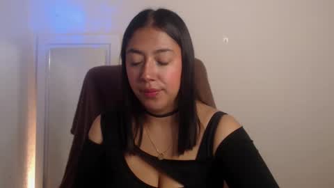 Snapshot of nataliabeaumontt chatting on 03-11-26, 04:35 natalia online show from 03-11-26, 04:35