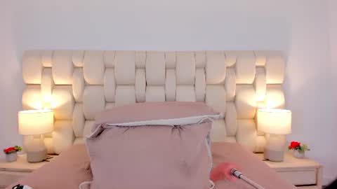 Snapshot of nataliacollinslim chatting on 07-16-26, 02:39 Natalia online show from 07-16-26, 02:39