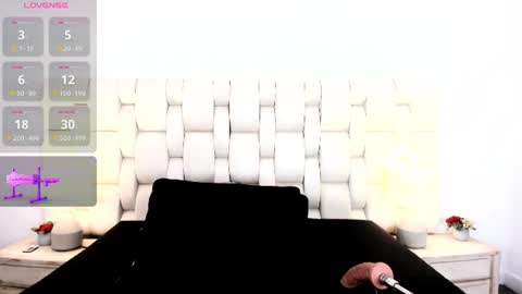 Snapshot of nataliacollinslim chatting on 07-26-26, 03:14 Natalia online show from 07-26-26, 03:14