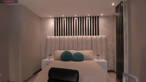 Snapshot of nataliagaret chatting on 09-28-25, 11:21 Nata online show from 09-28-25, 11:21