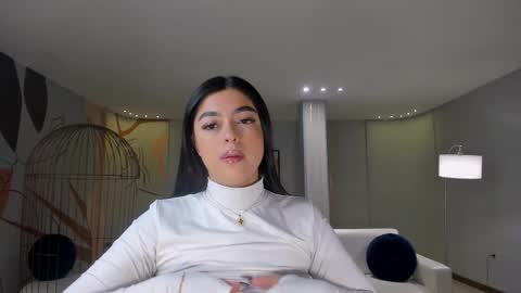 Snapshot of nataliagaret chatting on 10-21-25, 02:12 Nata online show from 10-21-25, 02:12