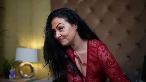 Snapshot of nataliareina chatting on 12-28-24, 09:19 Natalia online show from 12-28-24, 09:19