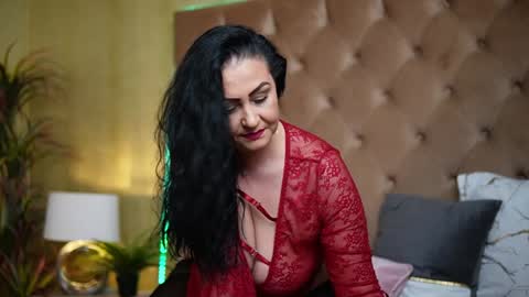 Snapshot of nataliareina chatting on 01-11-25, 07:59 Natalia online show from 01-11-25, 07:59