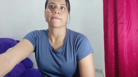 Snapshot of nataliavela chatting on 04-17-26, 02:25 nataliavela online show from 04-17-26, 02:25