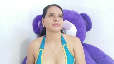 Snapshot of nataliavela chatting on 04-21-26, 03:50 nataliavela online show from 04-21-26, 03:50