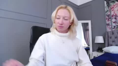 Natalie online show from 02-20-25, 10:27