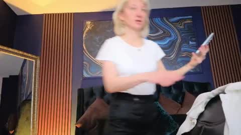 Natalie online show from 05-08-26, 05:24
