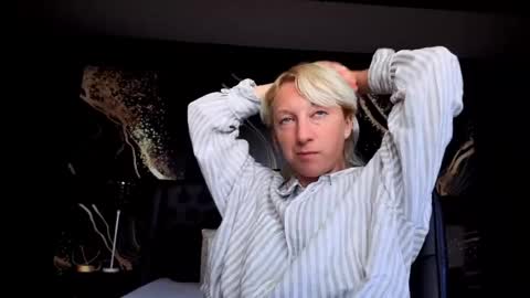 Natalie online show from 05-28-26, 06:21