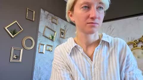Natalie online show from 06-17-26, 05:43